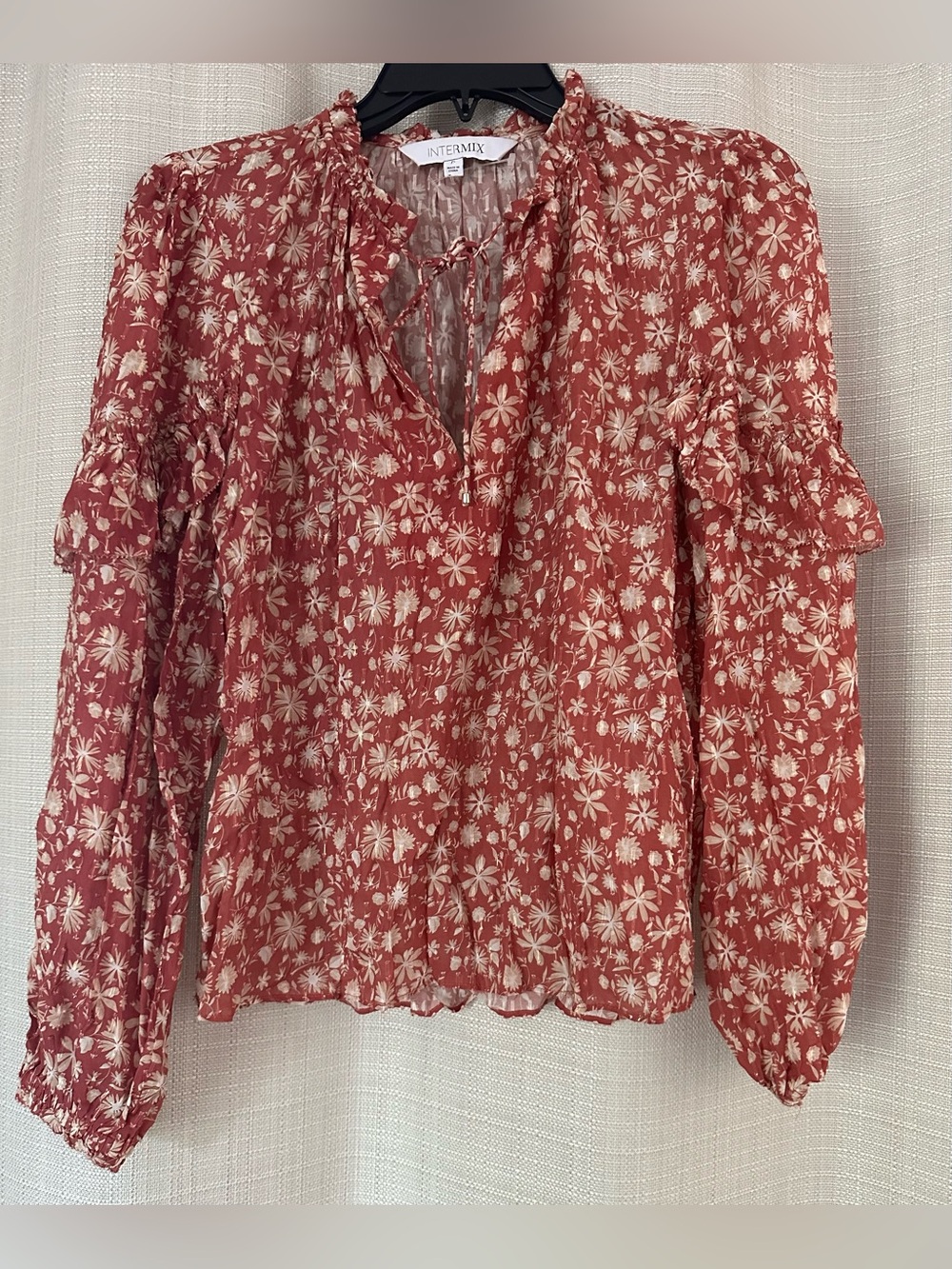 INTERMIX Rust and Cream Floral Ruffle Tie-Neck Blouse with little bit glitter P